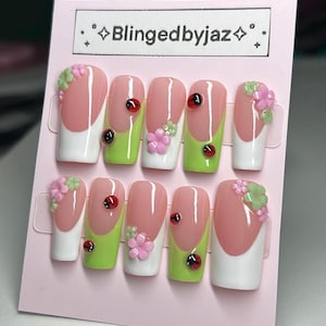 Ladybug garden press-on nails | spring press-on nails | flower press-on nails| Bug press ons  | Application kit included !