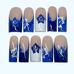 Hibiscus press-on nails | Summer nails | Spring press-on nails | Flower press-on nails | Application kit included !