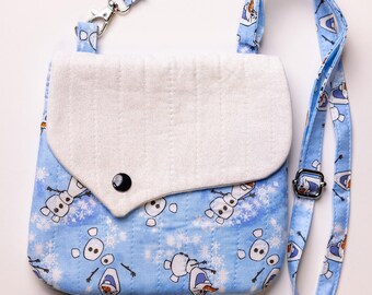 Bolso con estampado de Olaf el muñeco de nieve y correa ajustable.