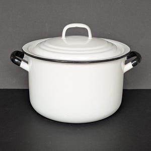 White and Black Enamel Ware Cooking Stock Pot - 3 1/2 Qt.