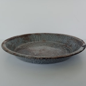 Rustic Enamelware Gray Graniteware Pie Tin Plate