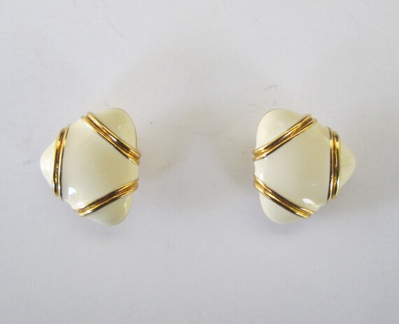 80's Ivory White Gold Triangle Pierced Earrings - image 1