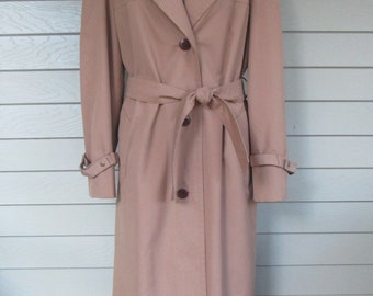 Vintage Etienne Aigner Womens Trench Coat - Ladies size 10 or M - Tan Beige Khaki Neutral