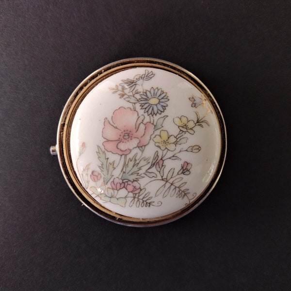 Soft Floral Round Trinket Pill Box