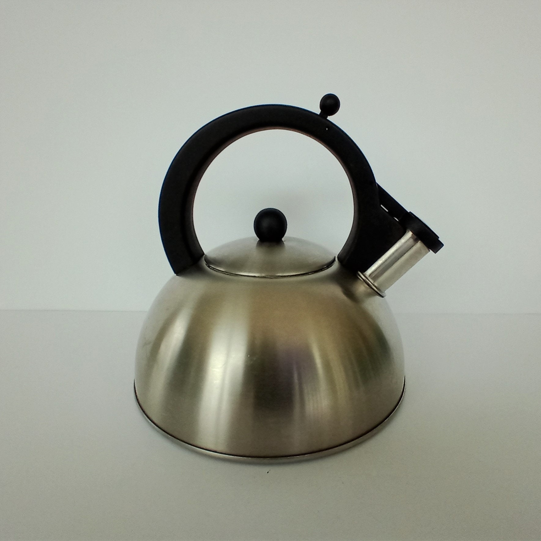 Vintage Farberware Model 762 Stainless Steel Swoop Handled Tea Kettle  Teapot