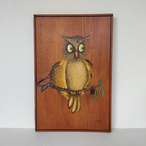 Placa de parede de madeira com coruja caprichosa - original pintada à mão