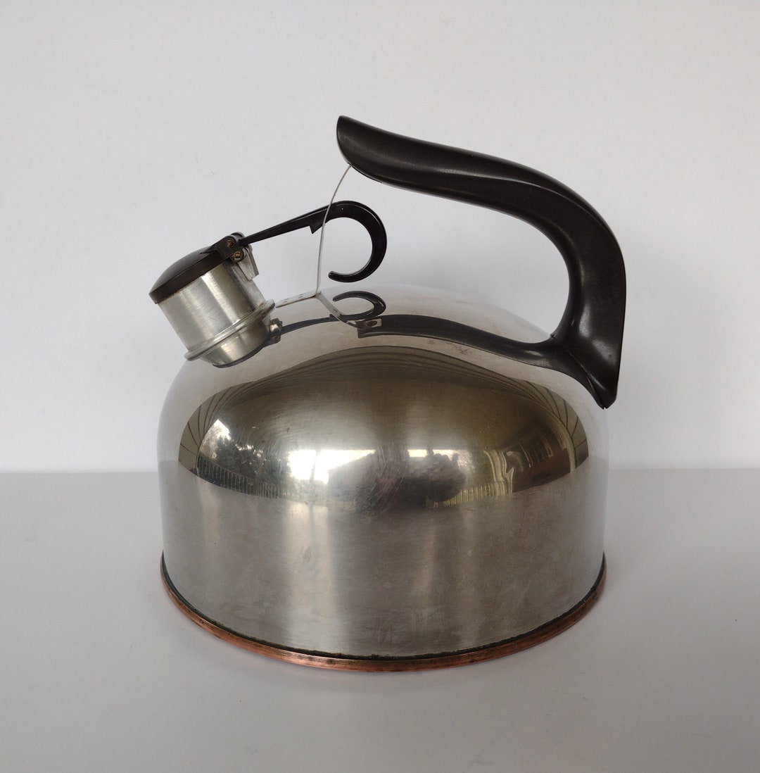 Whistling Revere Ware Stainless Copper Bottom Tea Kettle 2 Quart