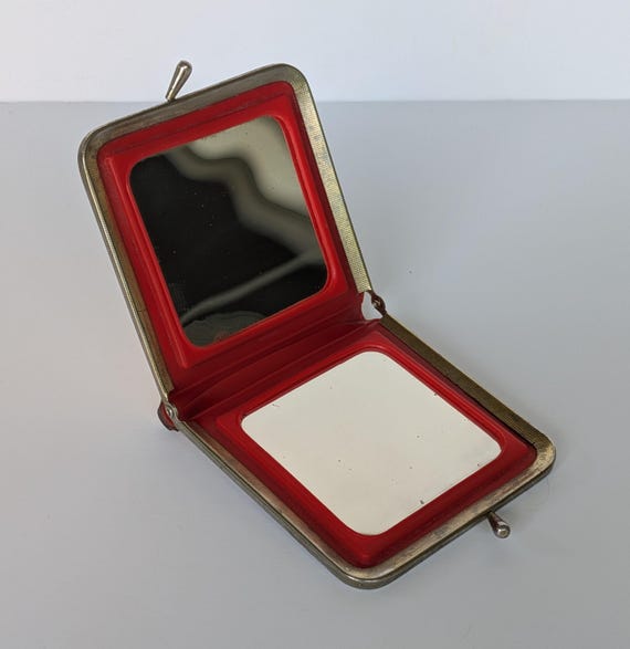 Gold Lame Compact Purse Handbag Mirror View 2