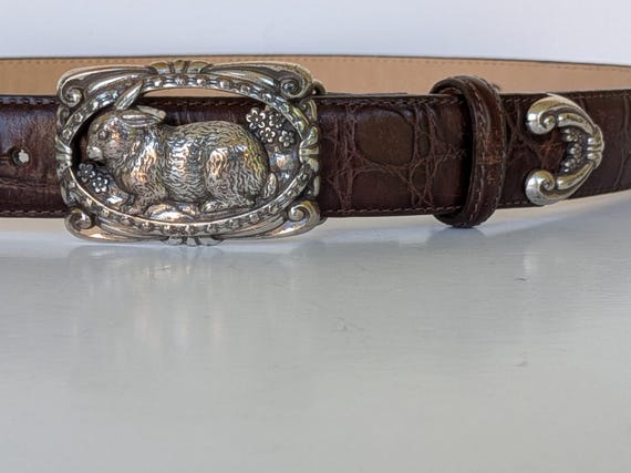 Brighton Brown Croc-Embossed Leather Belt with Ornate Silver Buckle, Size 30 Vintage Brighton Silver Buckle Brown Leather Moc Croc  main image 4