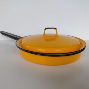 Golden Yellow Enamelware Skillet Pan