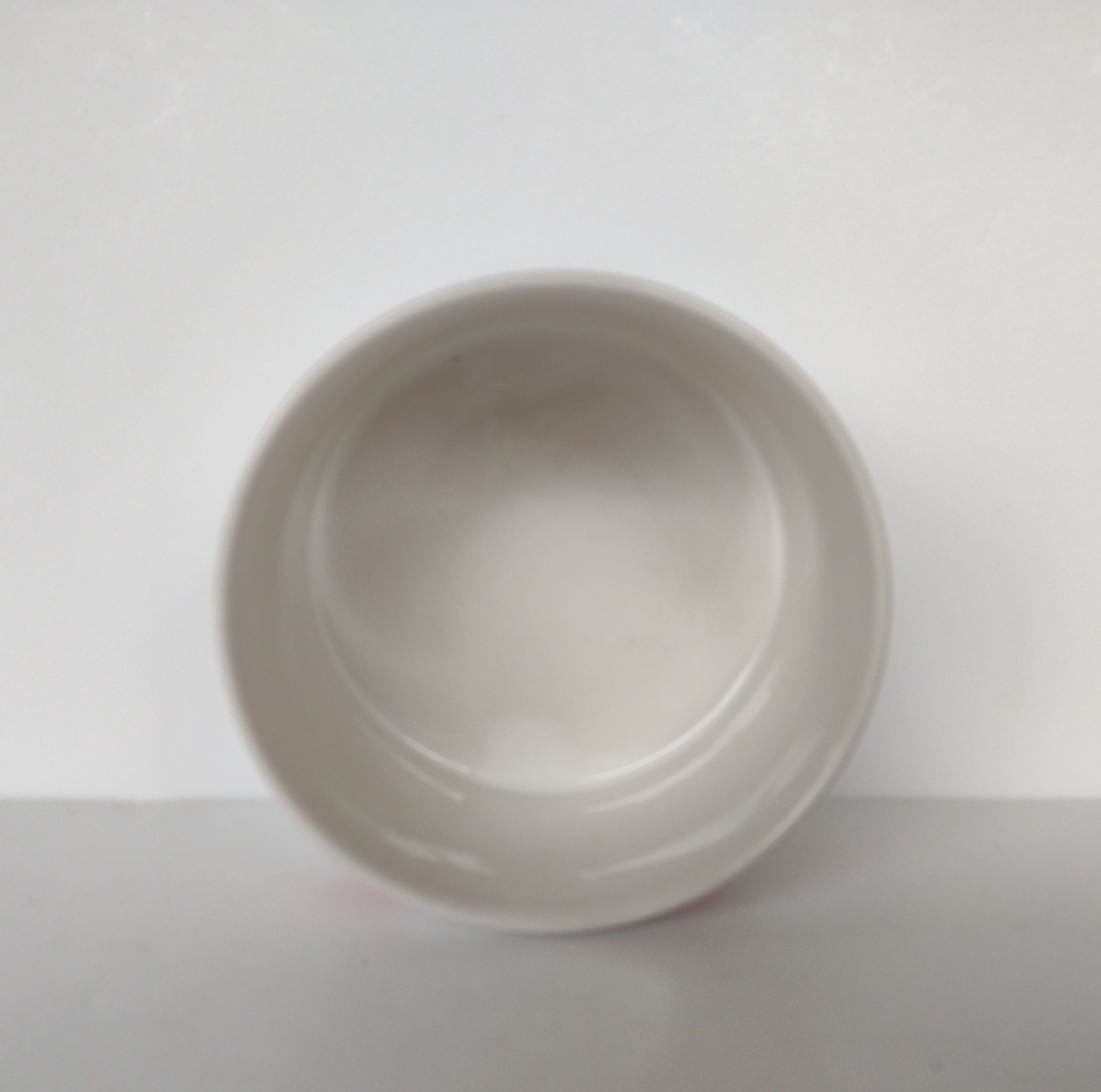 lotuss Vaso da fiori a forma di cuore, disponibile in nero, bianco o rosso (bianco