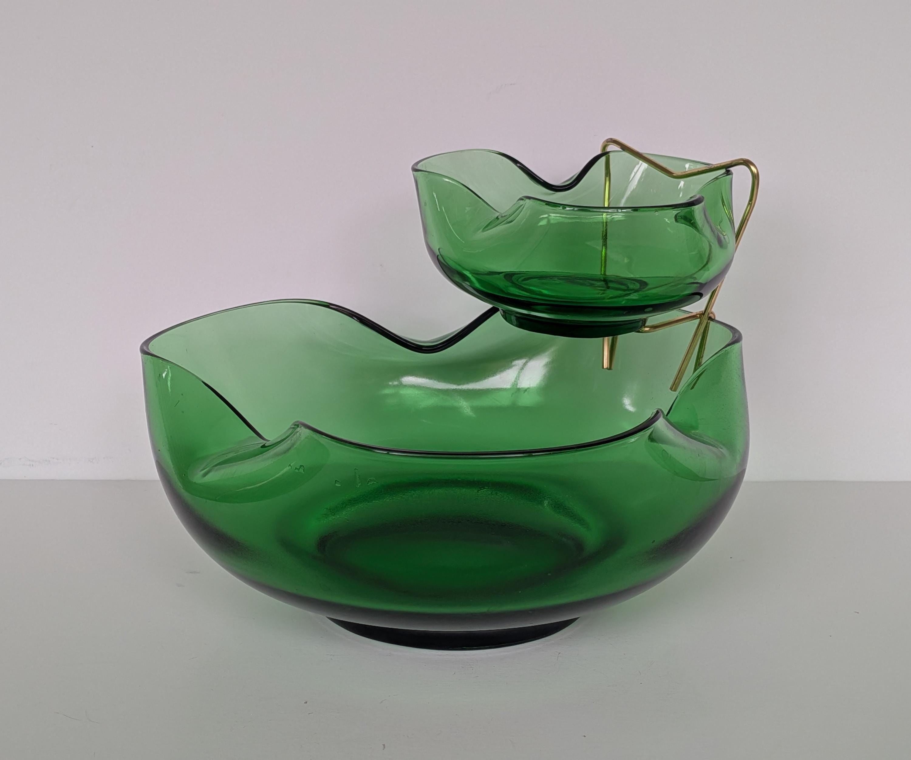 Green Glass Chip and Dip - Etsy Green Glass Chips Salsa Bowl Serving Dish Party Decor main image 0