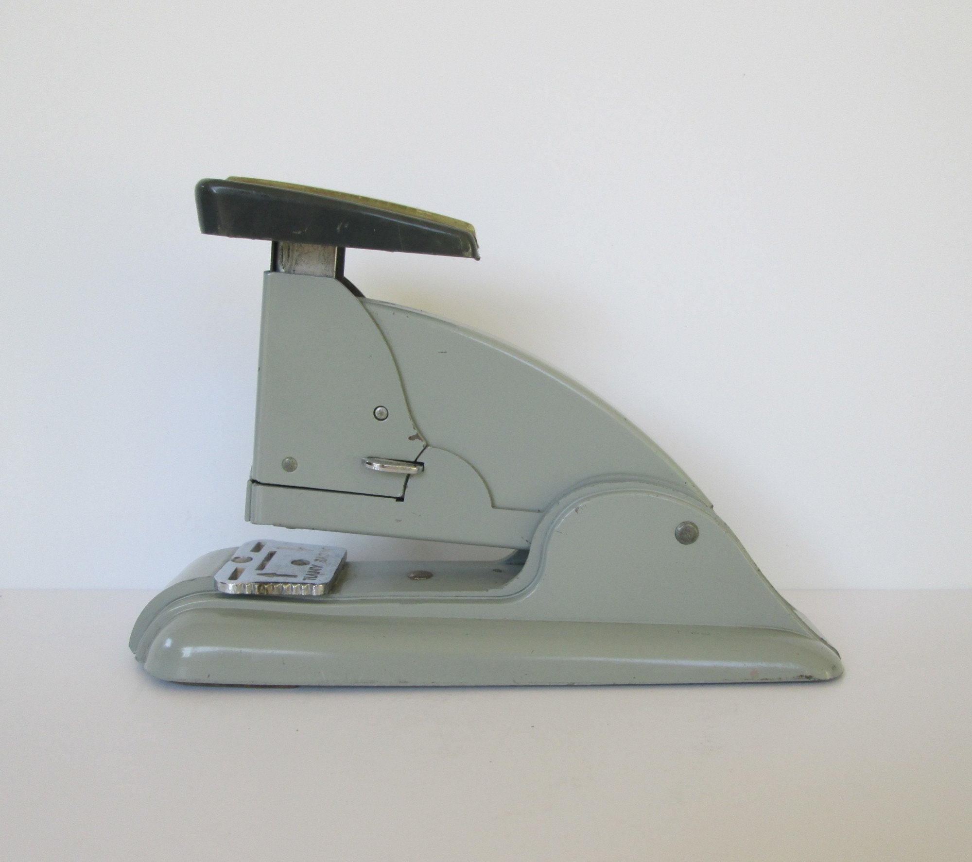 Office Home & Living 1940’s Arrow Fastener inc stapler retro desk supplies office home decor
