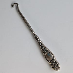 Patère victorienne ancienne en argent sterling - marquée Sterling