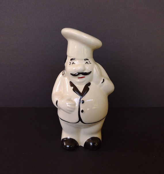 Chef figurine salt pepper Chef shakers ceramic Mid century set