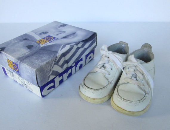 vintage stride rite baby shoes