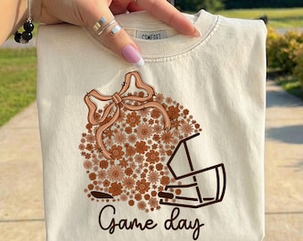 Football Game Day PNG, Floral Football Helmet PNG, Football Mom Shirt Design, Fall Game Day Shirt, Sports Mom Sublimation