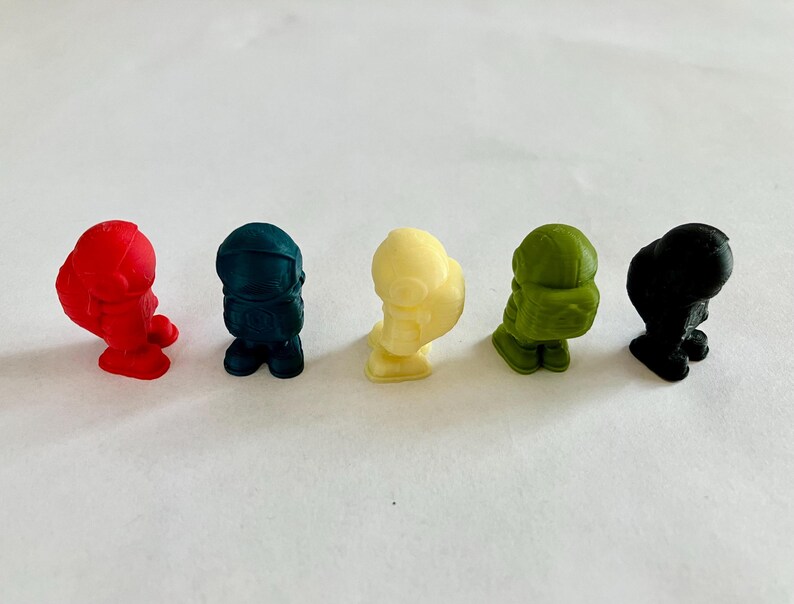 Terraforming Mars Astronaut Player Pieces- Half our profit goes to OXFAM - Recycled Plastic bild 3