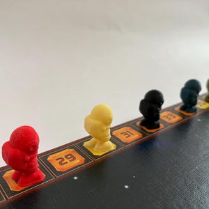 Terraforming Mars Astronaut Player Pieces- Half our profit goes to OXFAM - Recycled Plastic bild 4