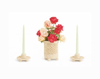 Patrón de conjunto de porta flores y candelabro de crochet