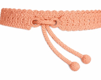 Cinturón vintage de crochet con anillas y cordones