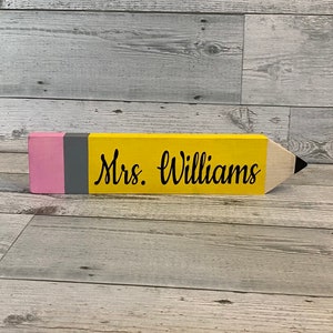 Teacher Desk Sign Teacher Appreciation Gift, Personalized Teacher Name ...