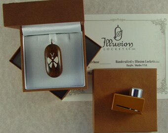 Illusionist Locket 5568 Thin Clear Acrylic Magic Heart Pendent