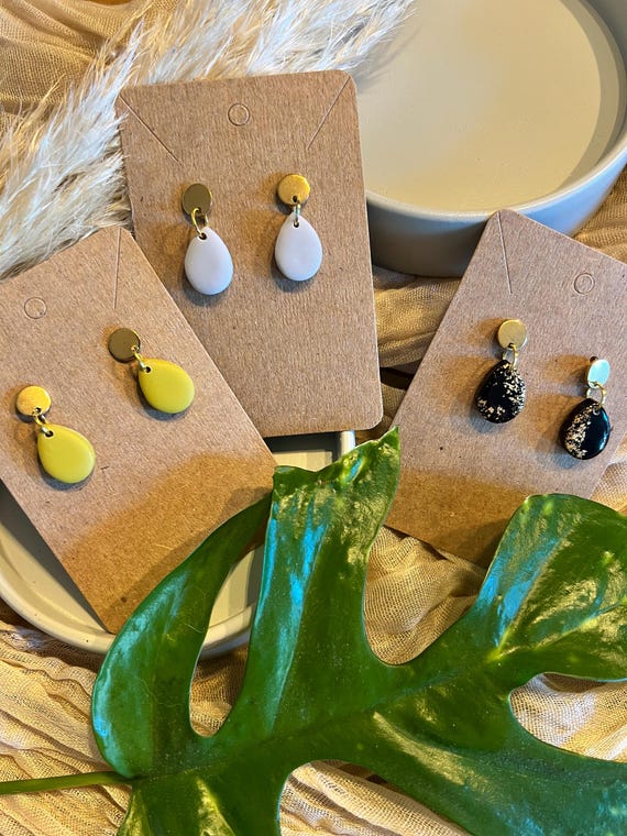 Tropfenförmige Ohrringe | handgefertigt | verschiedene Farben | Polymer Ton Ohrringe | Polymer Clay Ohrringe