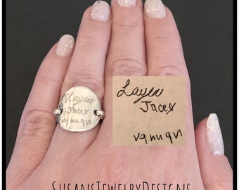 Handwritten saddle ring, rose gold jewelry, hammered edge ring, custom ring size, hand writing jewelry, gift for her, engraved writing ring