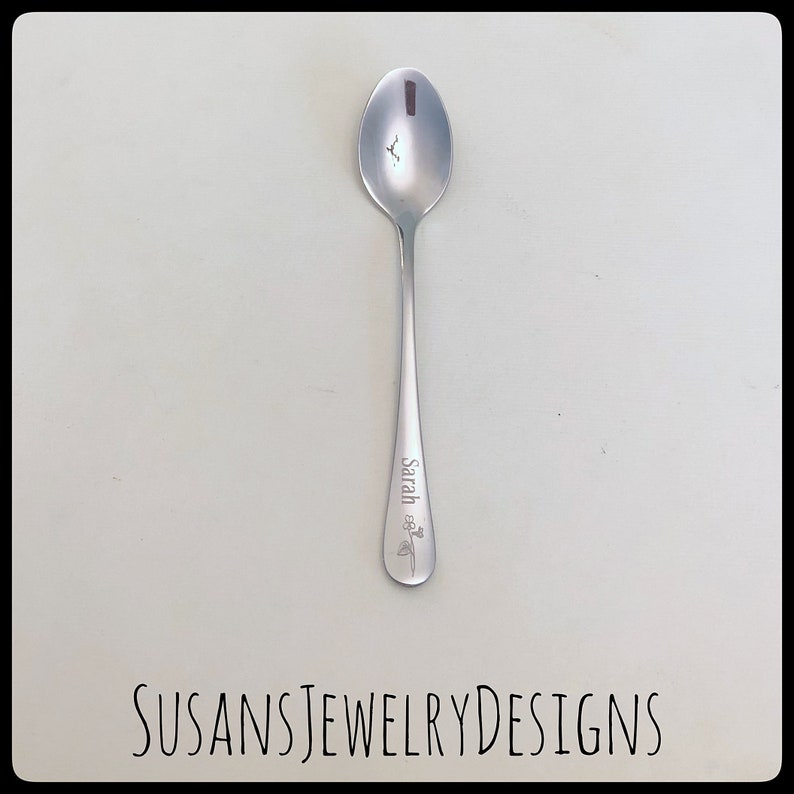 Engraved birth flower baby spoon, name baby shower gift, stainless steel, new mom, floral, personalized gift for mom, christening, unisex image 4