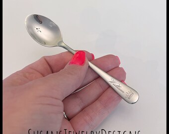 Engraved baby spoon with crown personalized baby shower gift new mom baby name and date king queen princess prince silver stainless steel