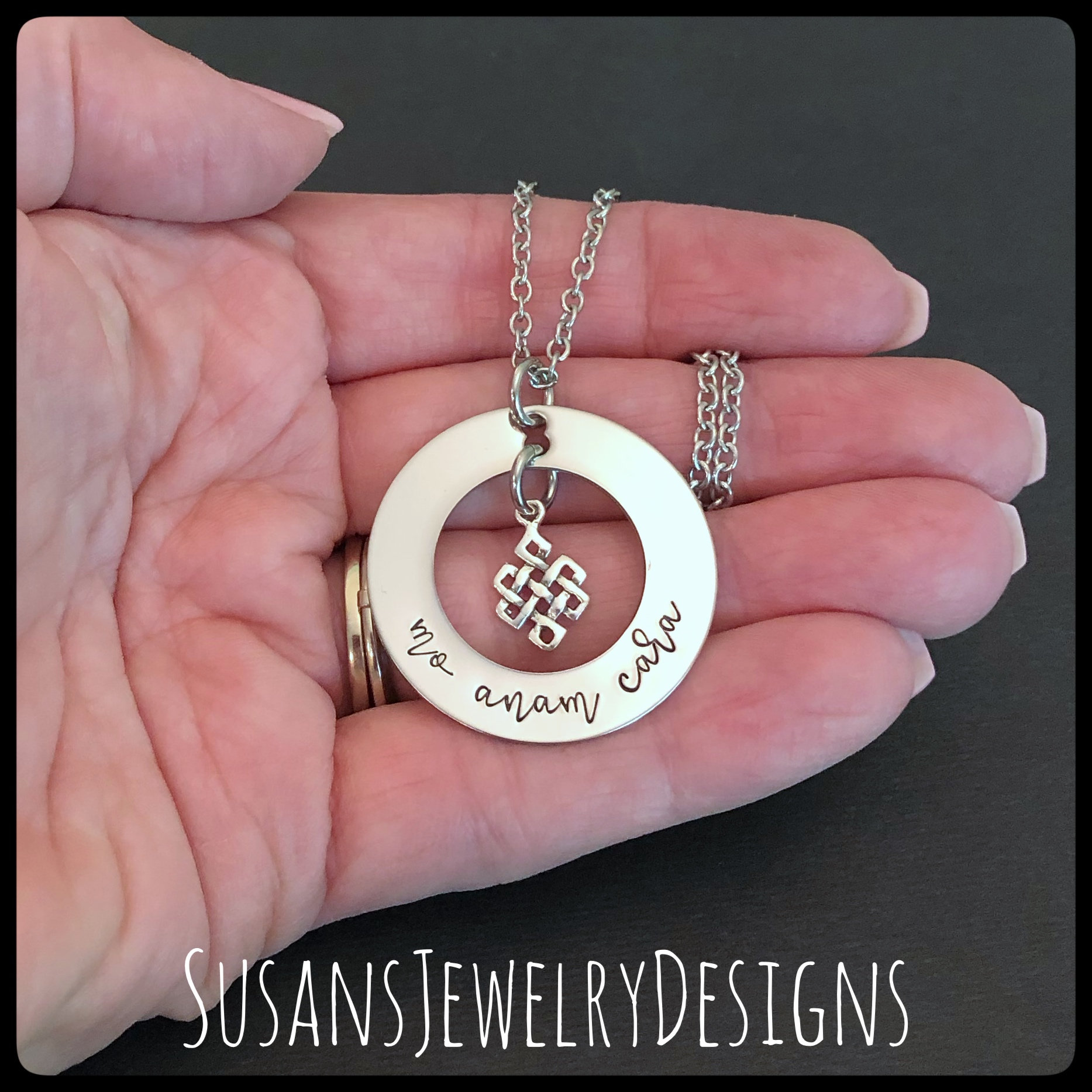 CelticMommy: How to make custom oval necklaces