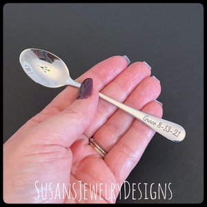 Engraved baby spoon, baby shower gift, new mom, name and date, new baby, personalized wording, unisex, silver stainless steel