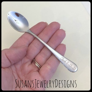 Engraved baby spoon, baby shower gift, new mom, name and date, new baby, personalized wording, unisex, silver stainless steel