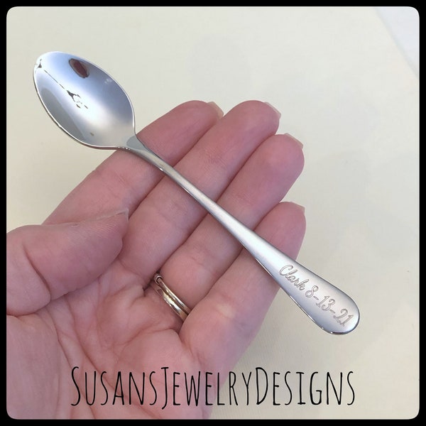Engraved baby spoon, baby shower gift, new mom, name and date, new baby, personalized wording, unisex, silver stainless steel