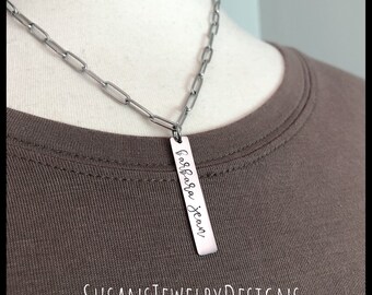 Name necklace, paperclip chain, stainless steel, custom word pendant, personalized rectangle, mom gift postpartum, stamped word, paper clip