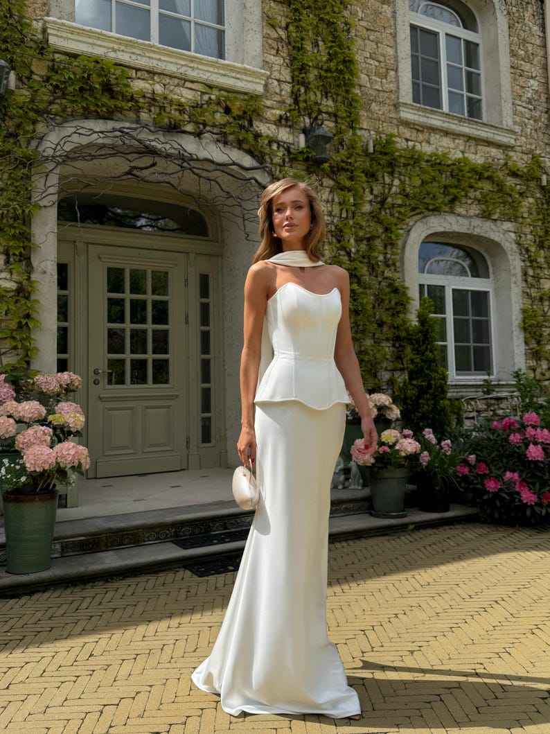 milk-white-bridal-corset-set-satin-maxi-skirt-scarf-modern-wedding