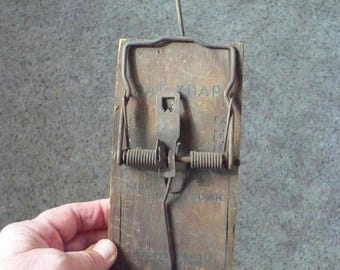 Wooden - 4 Way Rat Trap - McGill Metal Products
