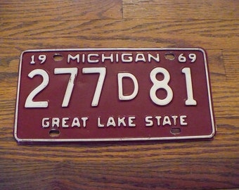 Michigan Dealer  License Plate 1969 - Gorno Bros. Ford - Trenton, Michigan