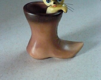 Bone China Kitten in Boot - Souvenir from Joy Gift Shoppe - Hubbard Lake, Michigan