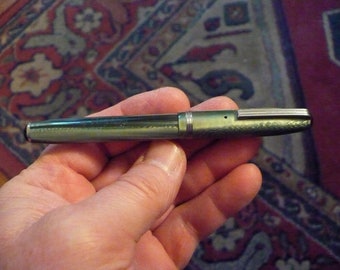 Esterbrook Fountain Pen - Marbled Green Color