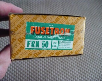 Bussmann Fusetron Dual Element Time Delay Fuses - Assortment of (8)