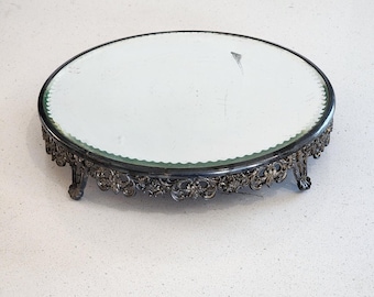 Early 19th Century Victorian Beveled Glass Plateau Vanity Mirror