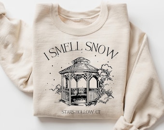 I Smell Snow Sweatshirt, Christmas Sweatshirt, Retro Christmas Gift, Christmas Show Tshirt, Womens Christmas Sweater, Christmas Party Shirts