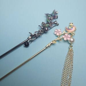 Enchanting Butterfly and Moon Chinese style Hairpin TGCF&gt;~&lt;
