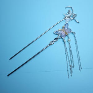 Enchanting Butterfly and Moon Chinese style Hairpin TGCF&gt;~&lt;