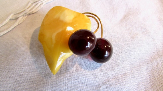 Amber leaf with Cherries Brooch