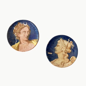 Pair of 19th Century French Majolica Decorative Plates