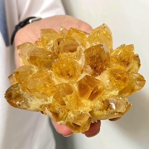 natural citrine cluster,quartz cluster,crystal vug,cluster specimen,white crystal cluster