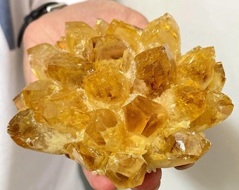 natürlicher Citrin-Cluster,Quarz-Cluster,Kristall-Vug,Cluster-Muster,weißer Kristall-Cluster